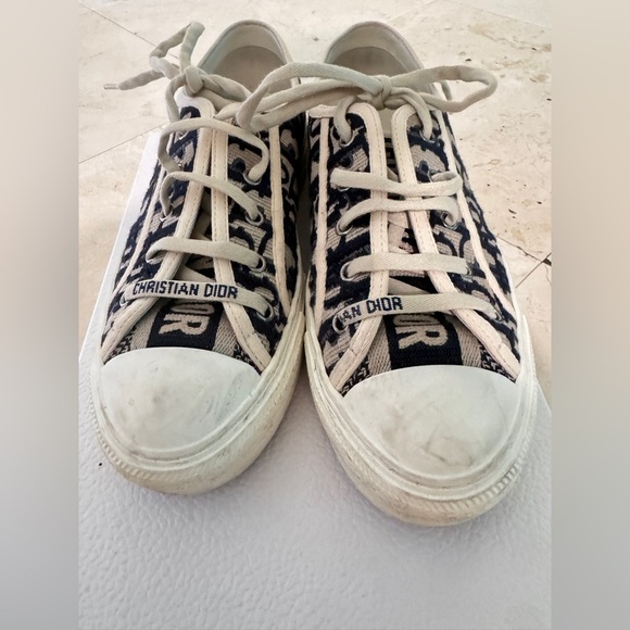 Dior Sneakers Size 8 - Picture 2 of 5